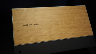 Illustration for article titled El iPod de Bang & Olufsen te dirá lo que quieres escuchar por $2.800